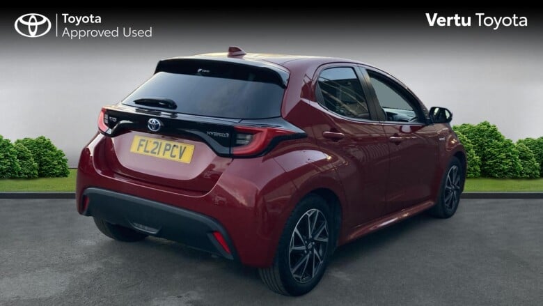 Toyota Yaris 1.5 Hybrid Design 5dr CVT Hybrid Hatchback